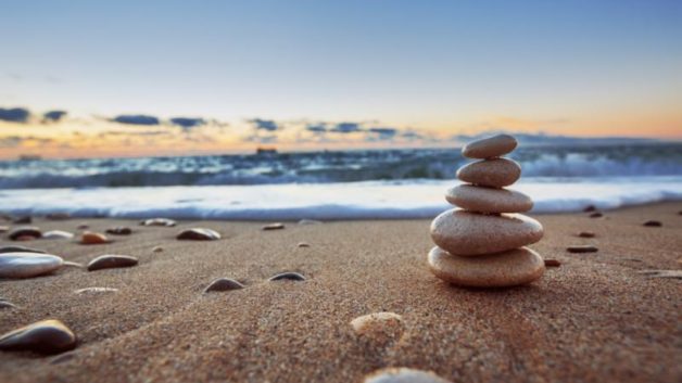 https://kentstroman.com/wp-content/uploads/2016/11/beach-stacked-stones-628x353.jpg